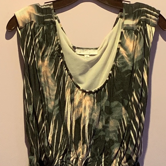 Jennifer Lopez Watercolor Tie Waist Top - Picture 3 of 6